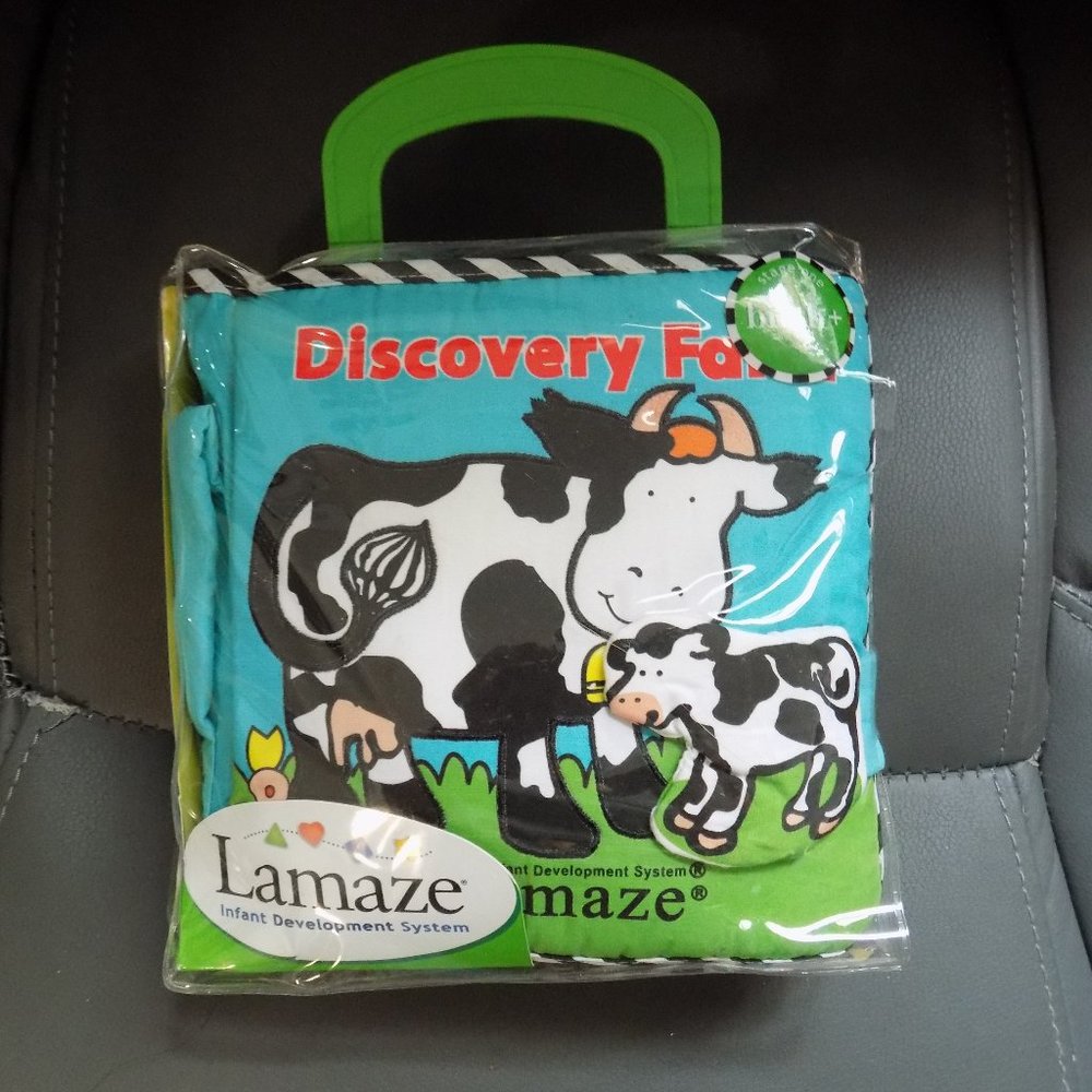 Lamaze Plush Developmental Soft Book Farm Toy Learning Curve NEW